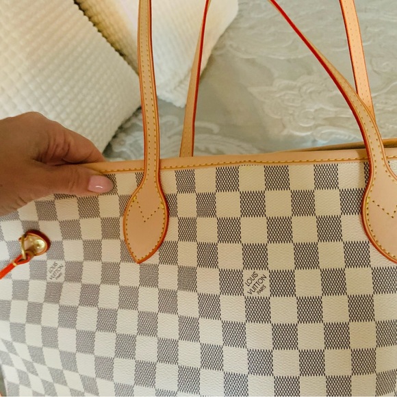 Chic fashion white checkered tote - Picture 6 of 7